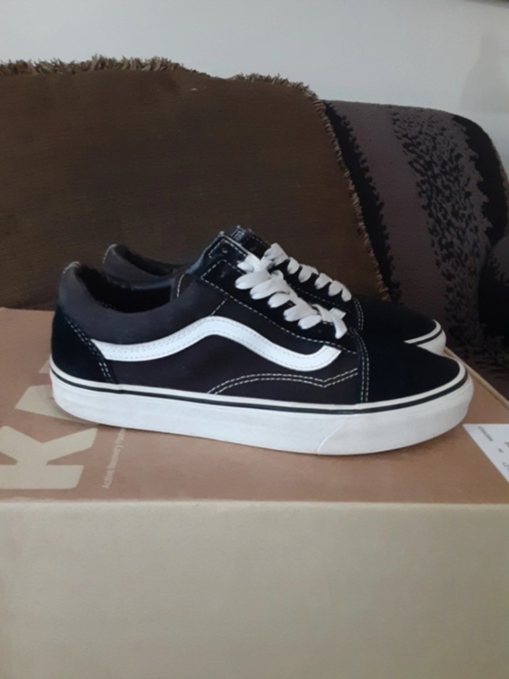 Vans - Picture 4 of 4